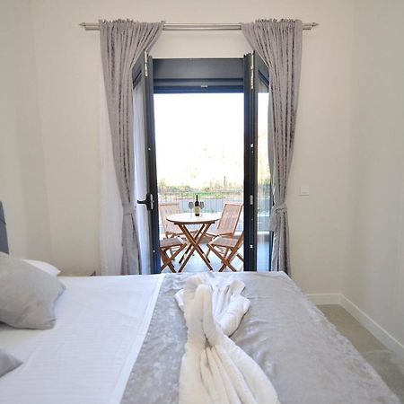 Seka Apartmani Tivat Exterior foto